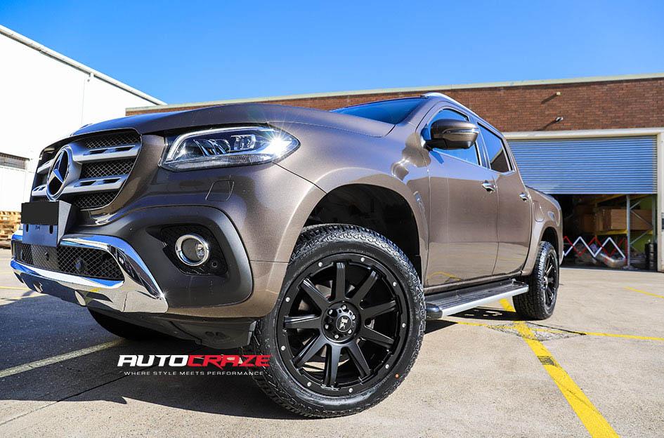 MERCEDES X CLASS GATOR SATIN BLACK